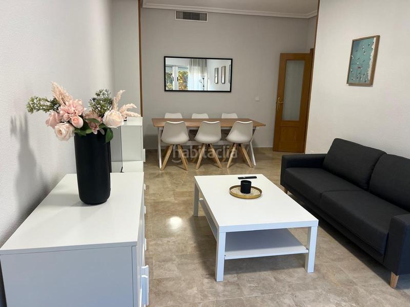 Foto c41022bd-4e20-4242-bc92-aed18bec0b4e. Location appartement avec parking dans Ensanche Cartagena