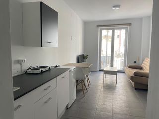 Affitto Monolocale  Calle carmen  en  cartagena. Estudio con wifi, agua, y comunidad incluida