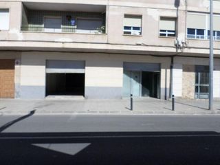 Business premise in Los Barreros - Cuatro Santos. Amplio local de 168 m2 situado en la zona de los barreros