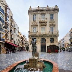 Lloguer Pis a Casco Antiguo. Piso de nueva construccion de dos dormitorios y dos baños uno su