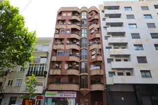 Oficina a REINA VICTORIA EUGENIA