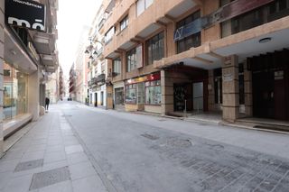 Pis  Calle jara 13. Oficina piso en calle jara de 67 m2