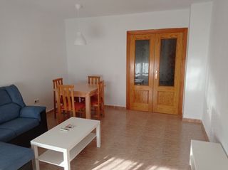 Location Appartement à Nueva Cartagena. Inmocartago alquila piso de 2 dormitorios con plaza de garaje en