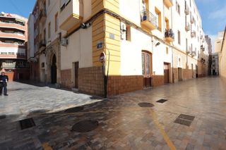 Pis a Calle INTENDENCIA