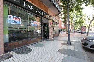 Local Comercial en Reina victoria eugenia  en  cartagena 32. Local comercial en reina victoria de 120 m2