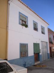 Casa a Calle adela 3. Casa en venta en melegís, 4 dormitorios.