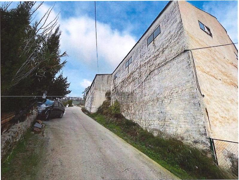 Foto cf1ead66-f909-4650-b484-8fe7f24a123c. Bâtiment à usage industriel dans Carcabuey