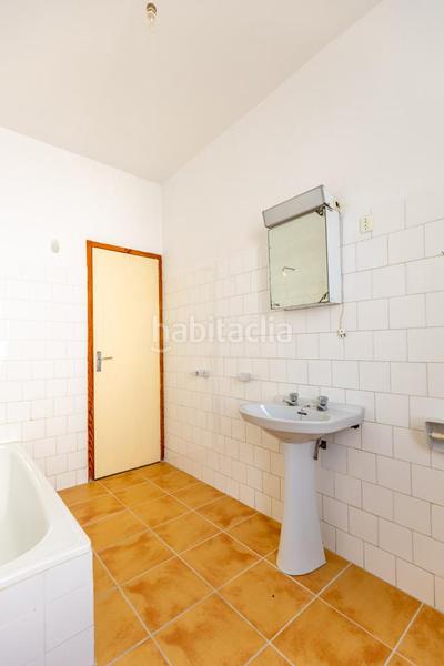 Foto 690dd655-d647-434d-b879-f21fa186f12e. Casa a calle carretera 65 a Albuñuelas