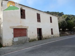 Casa a Juncal 7. Casa en venta en pinos del valle, 2 dormitorios.