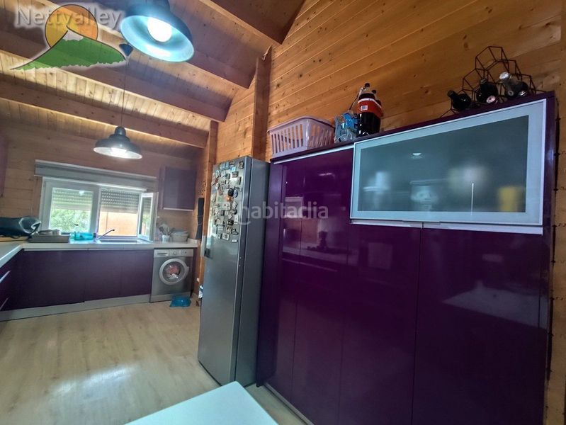 Foto ea81c04d-a394-434a-a44b-3fe19e6e736d. Masia a 1 parcela 32 a Nigüelas