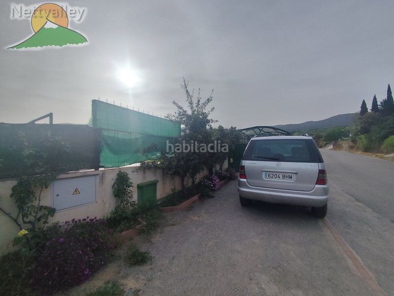 Foto b3964e44-bd5d-405b-9aed-c681d8028fae. Masia amb aparcament a Dílar