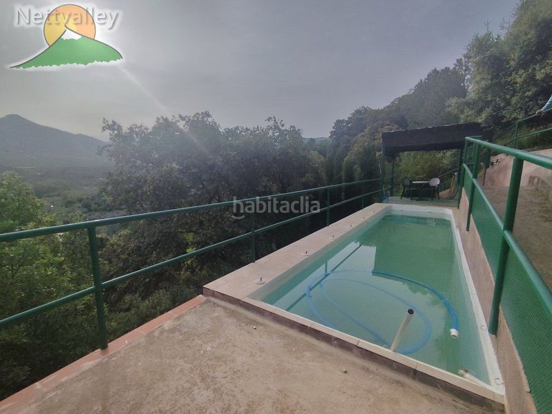 Foto fa6d0bd6-acd7-450d-832e-f69ab23197c5. Masia amb aparcament a Dílar