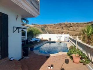 Casa  Loma del flamenco. Impresionante villa independiente de 5 dormitorios en mijas golf