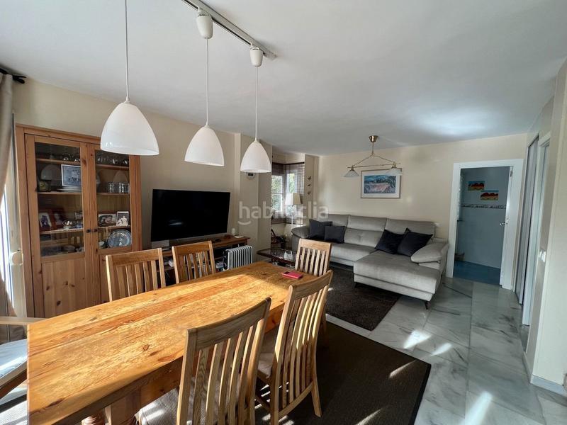 Foto 1716cb3d-707a-4fb1-8145-7e66dfefe333. Dúplex apartamento dúplex ubicado en la zona baja de Calahonda en Mijas