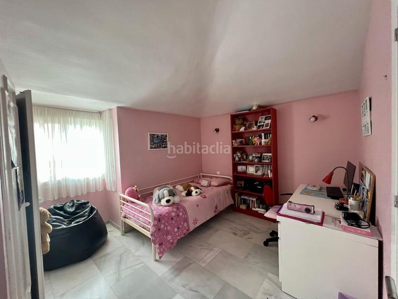 Foto 44aad380-7da2-4d33-93b4-142abbfe3bfc. Dúplex apartamento dúplex ubicado en la zona baja de Calahonda en Mijas
