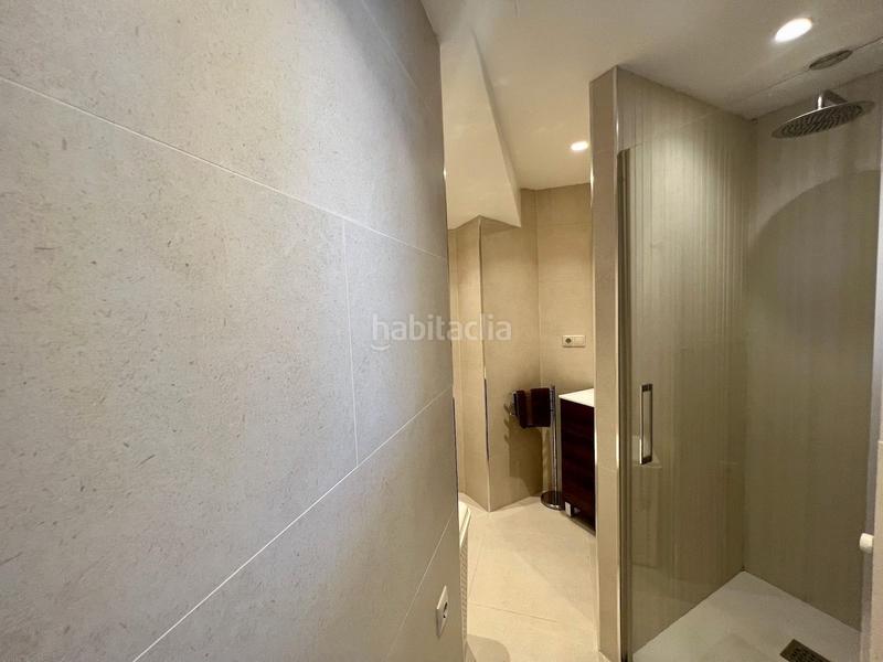 Foto a396a6a7-4d95-4482-b802-770889e60b16. Dúplex apartamento dúplex ubicado en la zona baja de Calahonda en Mijas