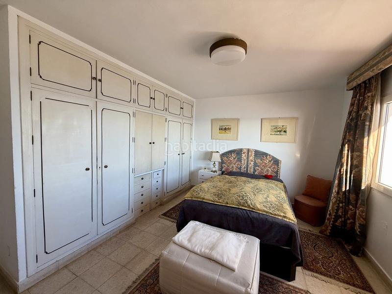 Foto ea70bea4-2039-4dc4-840f-073dc5933aec. Chalet impresionante villa frente al mar en la playa de chaparral – una oportunidad única de renovación en Mijas