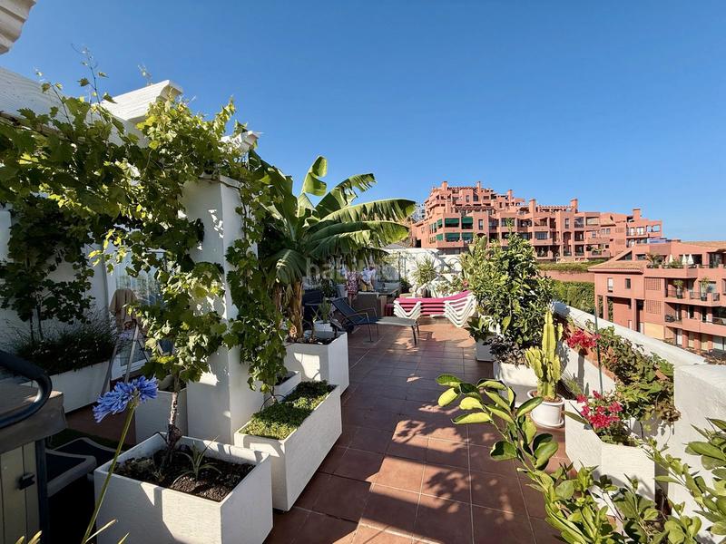 Foto b12c6699-9184-4b1c-9e11-1bd9884b86f2. Piso en calle cristobal colón de Calahonda 4 excepcional ático ubicado en el corazón de Calahonda en Mijas
