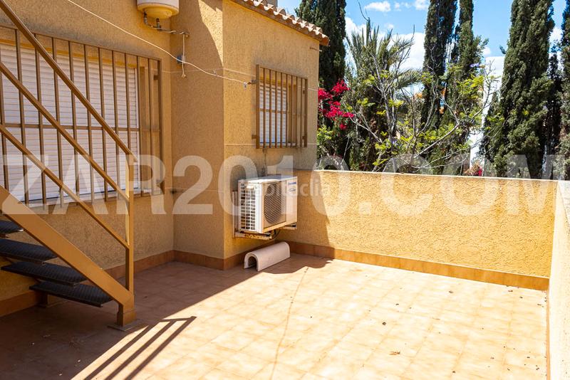 Foto 231b7c68-3bd0-4627-8ab1-93e40755cf45. Chalet villa independiente en las marinas en Las Marinas - Pueblo Laguna Vera