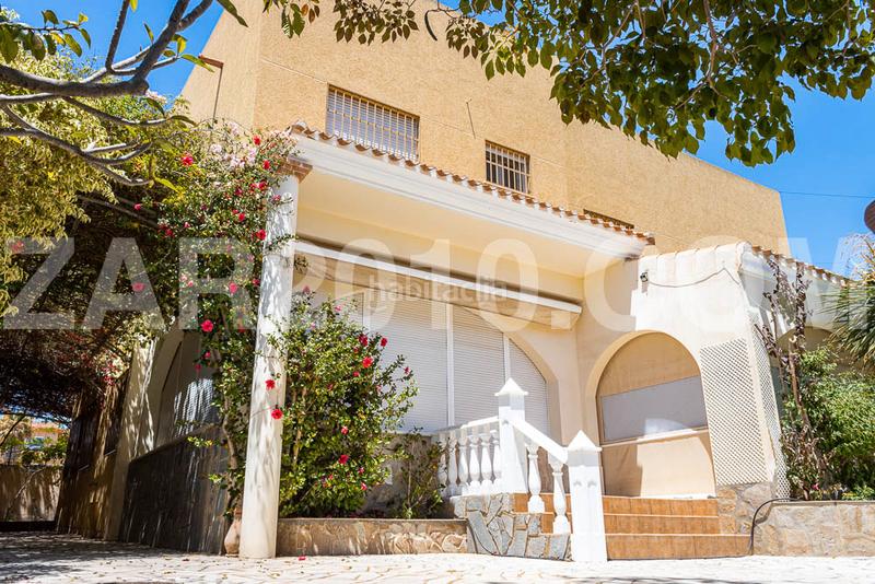 Foto c9879a77-f460-44b9-a40e-80f4b749c7c3. Chalet villa independiente en las marinas en Las Marinas - Pueblo Laguna Vera