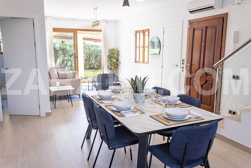 Foto 65db3c07-bb3b-450c-bcdf-f8a737c3d40c. Chalet with parking pool in Vera ciudad Vera