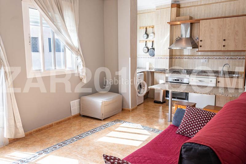 Foto be076f46-463e-42df-ace3-60623f4ad35e. Piso  en venta luminoso y con garaje incluido en Garrucha