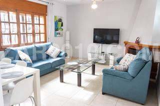 Maison jumelée à Las Escobetas. Fantástico dúplex adosado con solárium privado y vistas al mar e