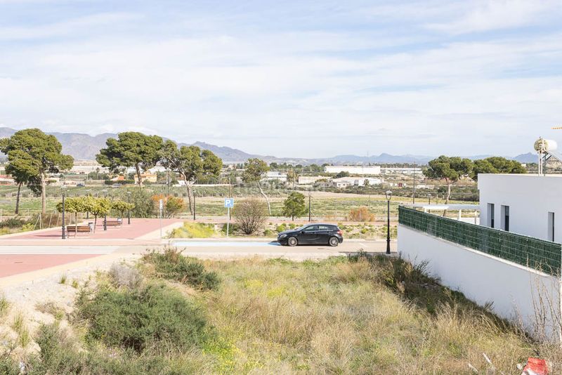 Foto 044e8fa1-cb0e-440e-9abf-9a0cb502740f. Terreno residencial en calle venezuela 22 https://zar2010.com/propiedad/parcela-urbana-venta--finca-don-jacinto-esquina/ en Vera
