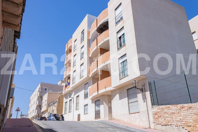 Foto a68e7cb9-bc70-48cf-93af-16718bf59276. Planta baixa a playa de Garrucha Garrucha