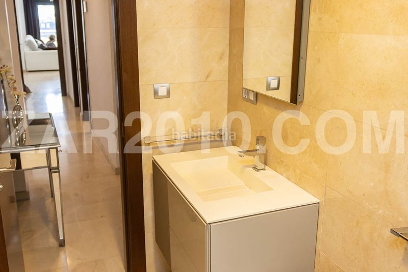 Foto d89d5274-0c97-450d-b790-f26c66a6fce4. Pis a puerto de Garrucha Garrucha