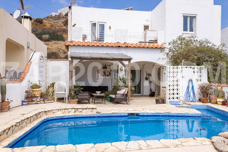 Foto 4791a942-c097-4a64-83d5-61f6358fa072. Xalet amb xemeneia aparcament piscina a Mojácar playa - las ventanicas - la paratá Mojácar