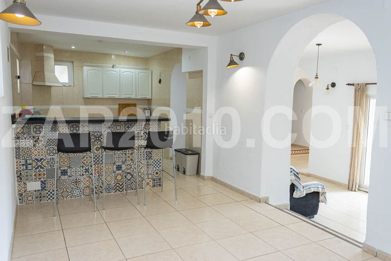Foto ad5b80da-7fdb-4e5c-8491-954d1c667bfa. Xalet amb xemeneia aparcament piscina a Mojácar playa - las ventanicas - la paratá Mojácar
