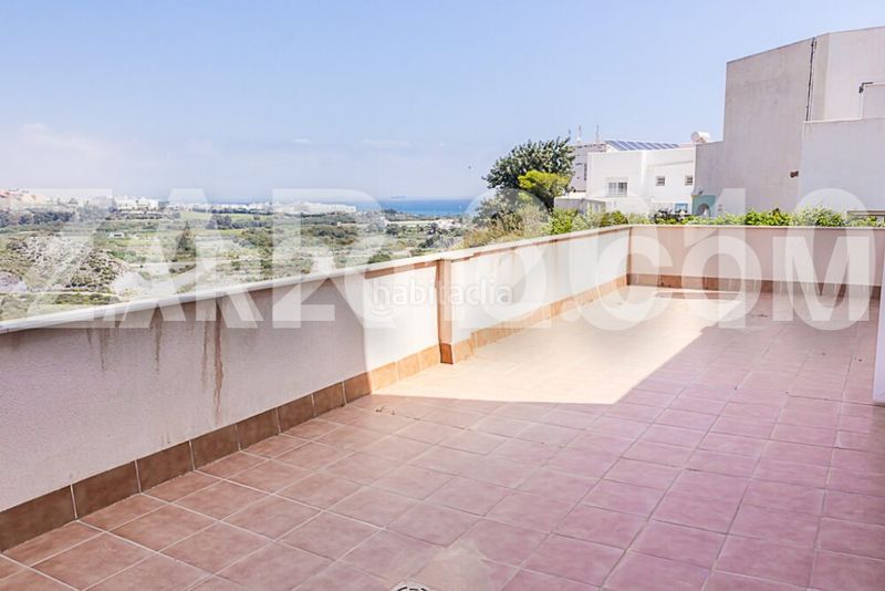 Foto 0b48243f-57d6-4ac5-ac1d-eba15b6f65c1. Chalet avec piscine dans El Palmeral Mojácar