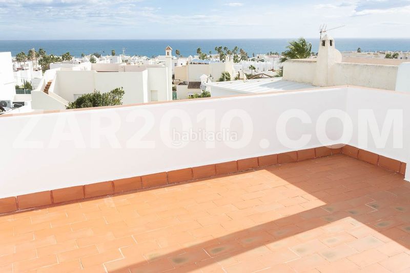 Foto 5cb7f1da-6e10-4338-abf4-6dcf87208790. Chalet avec parking dans El Palmeral Mojácar