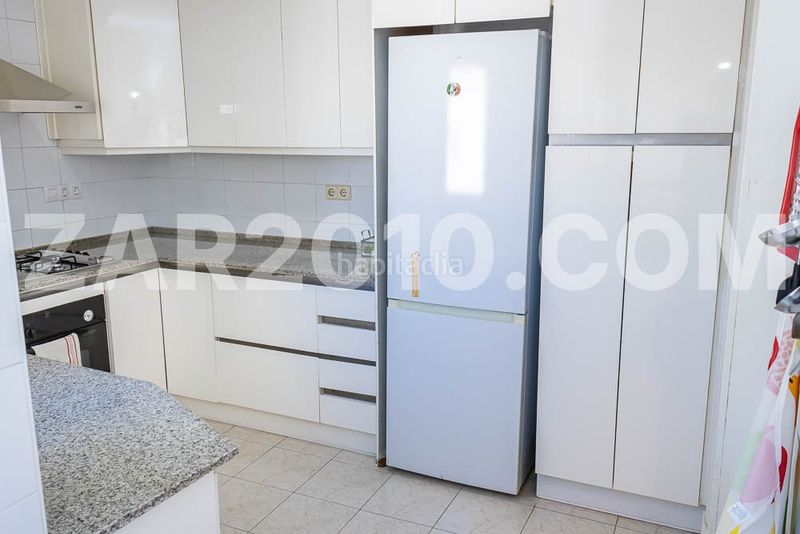 Foto e99e1a6b-b4e0-43f7-9b29-01253040823a. Apartament amb aparcament a playa de Garrucha Garrucha