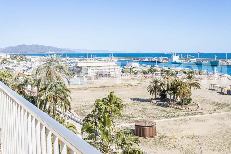 Foto f78066d7-c11d-47a0-b85a-9f0f05a7b394. Apartament amb aparcament a playa de Garrucha Garrucha