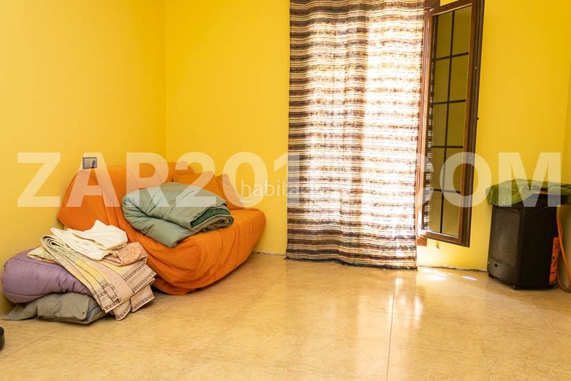 Foto c6fd1483-17b6-4119-829f-6e38e26ea98d. Xalet amb aparcament a Turre