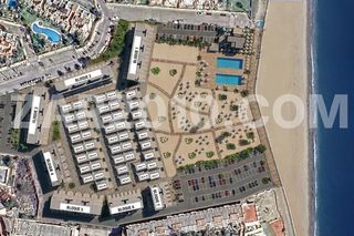 Apartment  Calle islas canarias. Apartamento de 2 dormitorios en primera planta con vistas al mar