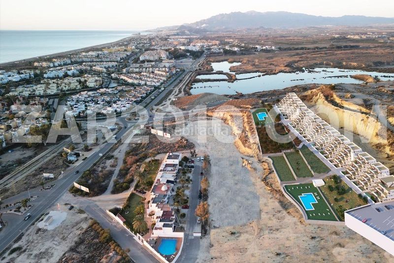 Foto 27f478db-8a6b-4987-856c-68f2d20fa4b4. Apartament amb aparcament piscina a Las Salinas Vera