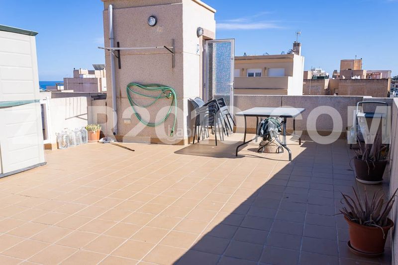 Foto 7ed95a4c-7d35-4a66-b1c7-9cb29bf0b9a4. Àtic a playa de Garrucha Garrucha