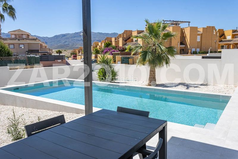 Foto b97d25dc-a276-472b-805a-0c3fe6c5f945. Xalet amb aparcament piscina a Gallardos (Los)