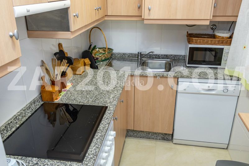 Foto e5040fc0-d1b8-47e4-a0f9-bf559b86824c. Apartament amb aparcament a puerto de Garrucha Garrucha