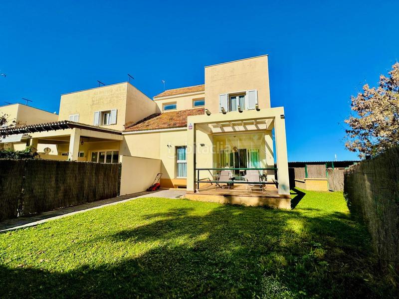 Foto ec172a13-5702-4a60-a62b-5ac81ea529fc. Semi detached house with parking in Los Franceses - La Vega Chiclana de la Frontera