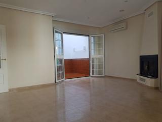 Location Maison à Almodóvar del Río. Oportunidad de casa  en almodóvar del río