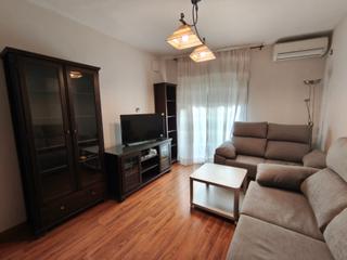 Location Appartement à Calle los omeyas 2. Piso de lujo para estudiantes