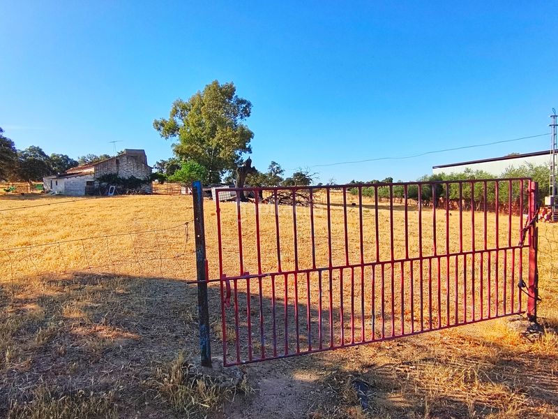 Foto e62a0c47-8de1-4433-8252-d49259ef6d09. Finca rústica a Dos Torres