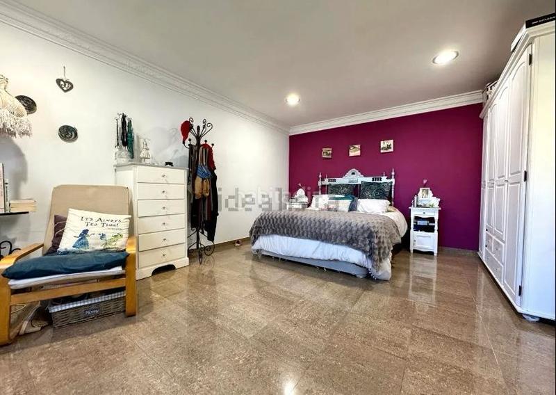 Foto 0d13c42f-0bb1-4e0d-a7d1-3332c5523793. Casa adossada amb xemeneia a Aguadulce Sur Roquetas de Mar
