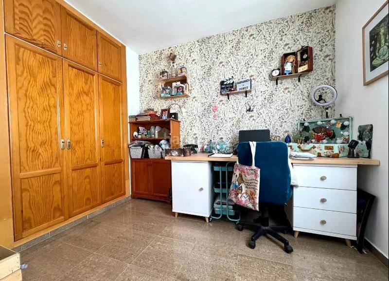Foto 0d9327b4-4dc5-4877-b35b-10ea64c64690. Casa adossada amb xemeneia a Aguadulce Sur Roquetas de Mar