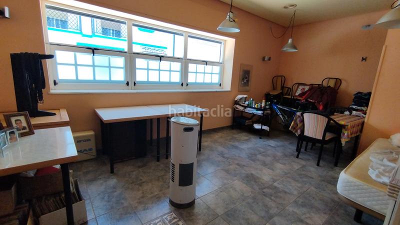 Foto a1ad9fc9-0497-4396-b4ae-72004a52694f. Local comercial en calle flores de lemis 18 ¡tu negocio ! en Salobreña