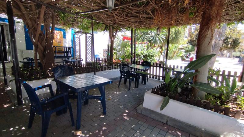 Foto c33f14f0-9510-4cd9-a430-bdd5447ee936. Local comercial en calle flores de lemis 18 ¡tu negocio ! en Salobreña